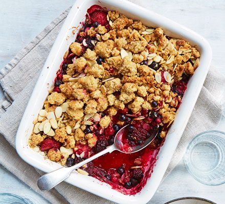 Dessert Inspiration: Tips for Winter Berry Crumble