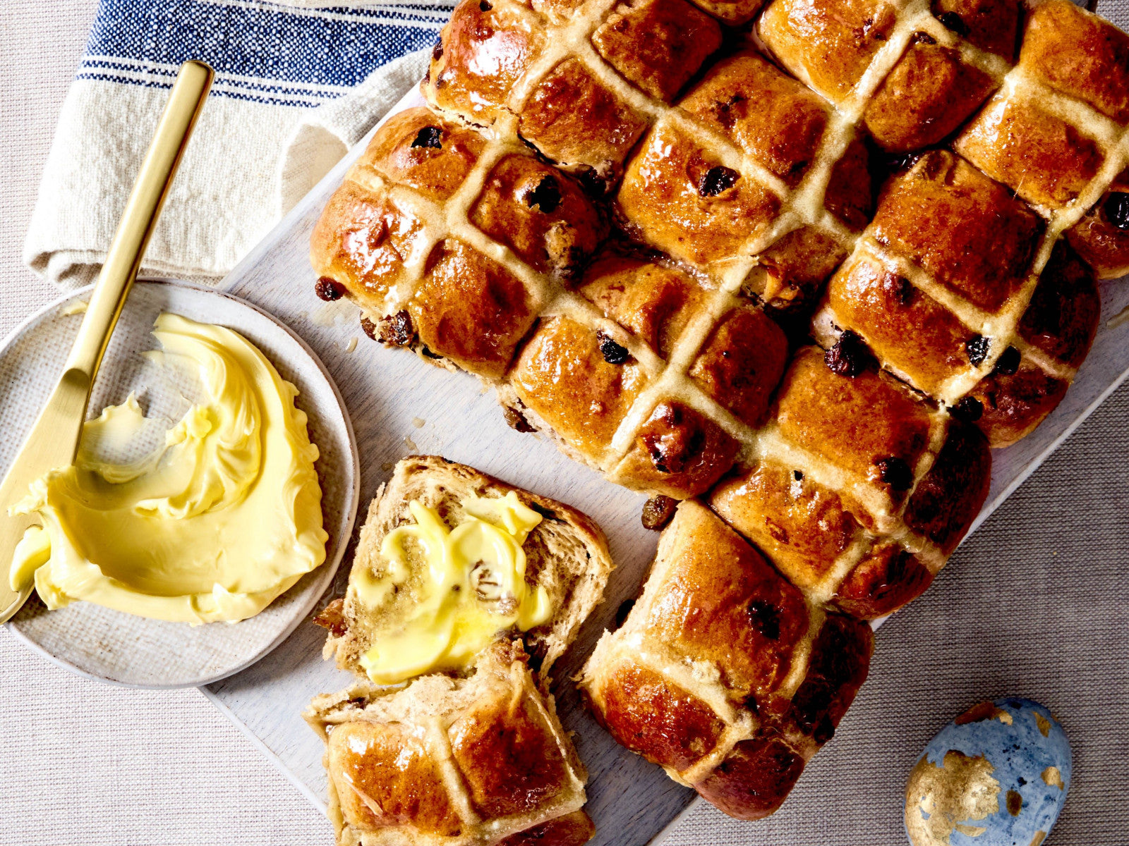 How do you eat your Hot Cross Buns? – Gertrude Grocer